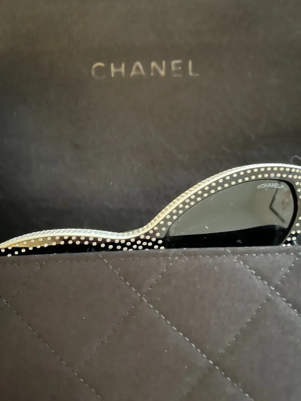 Authentic Chanel A71509 X02569 S4155 Strass Crystal Oval Sunglasses
